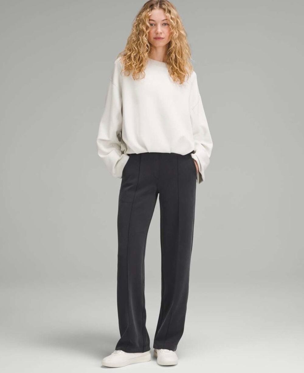 Lululemon Softstreme Pintuck Mid-Rise Pant *Regular
Black (First Release), Small